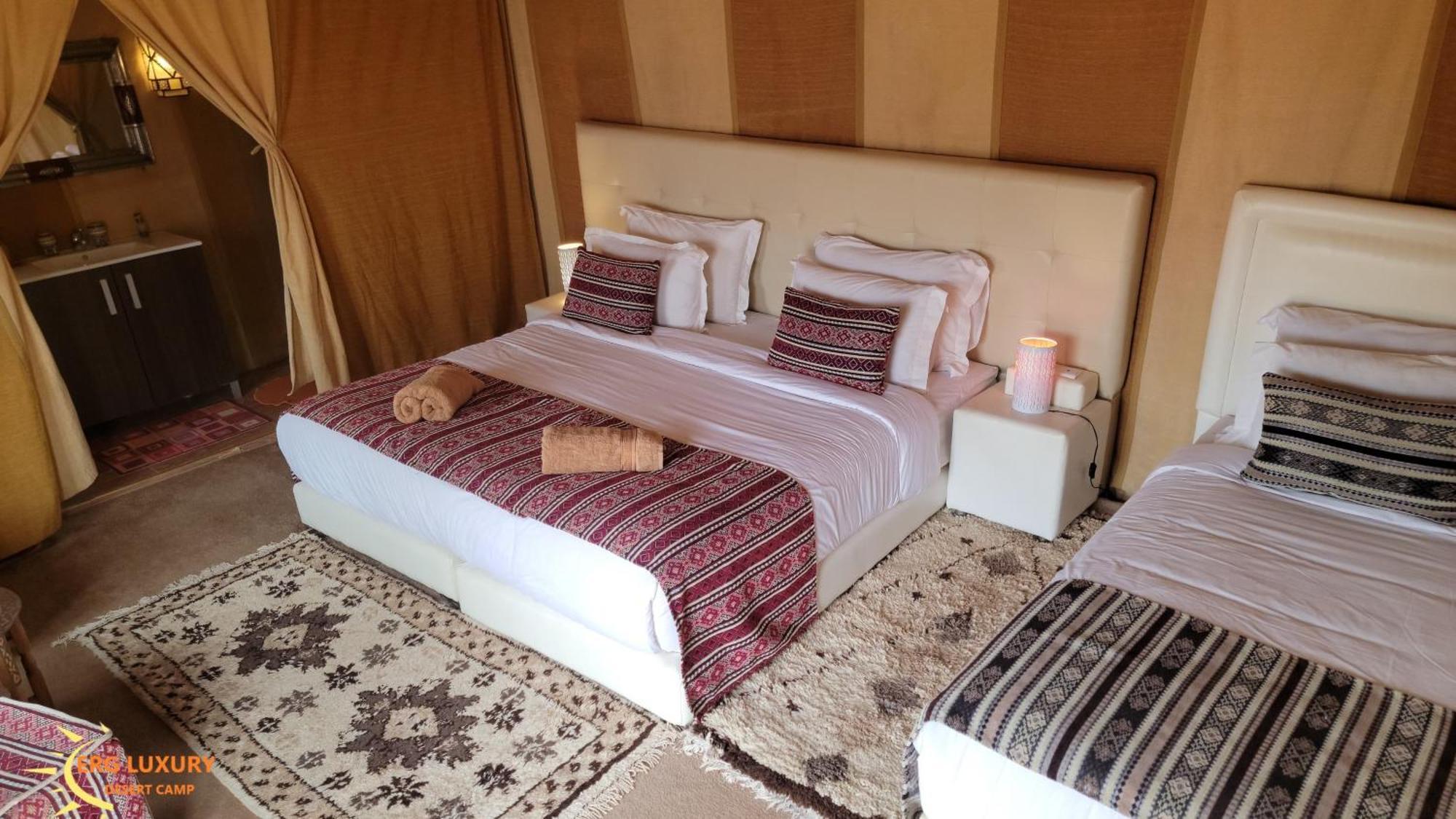 Saharian Luxury Camp Hotel Merzouga Bagian luar foto