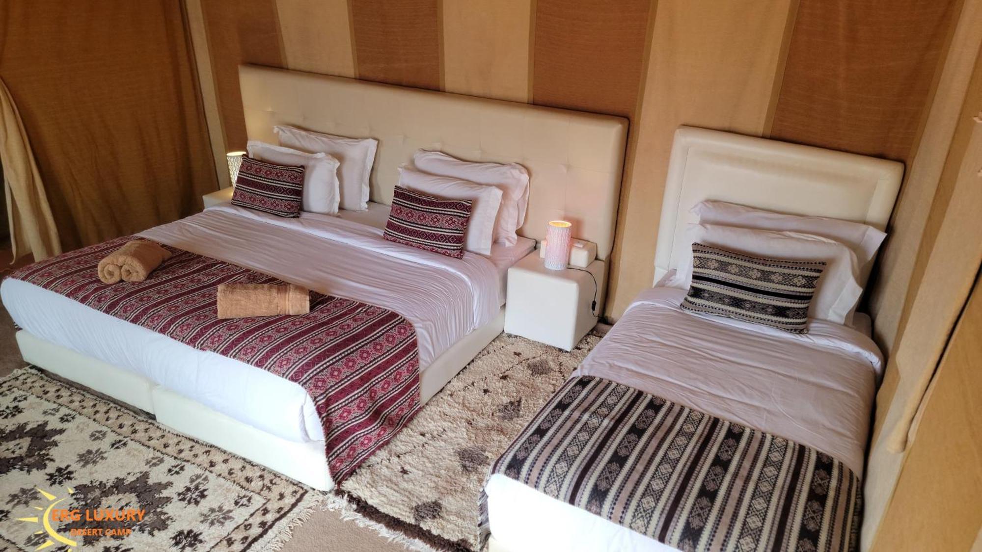 Saharian Luxury Camp Hotel Merzouga Bagian luar foto