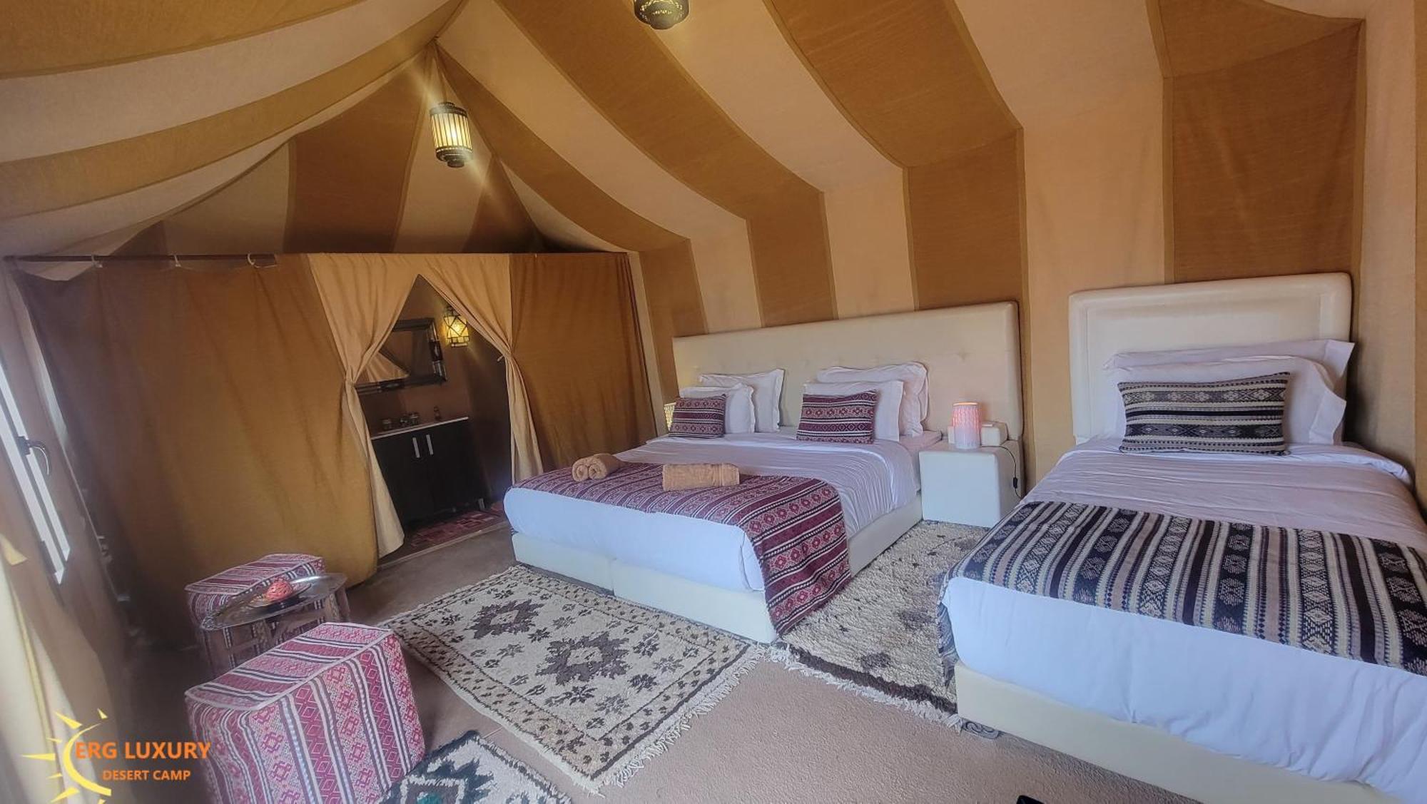 Saharian Luxury Camp Hotel Merzouga Bagian luar foto