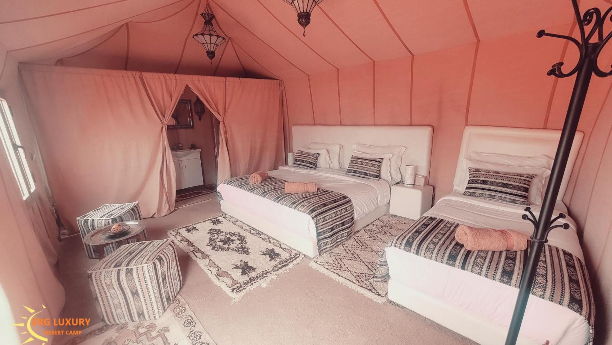 Saharian Luxury Camp Hotel Merzouga Bagian luar foto