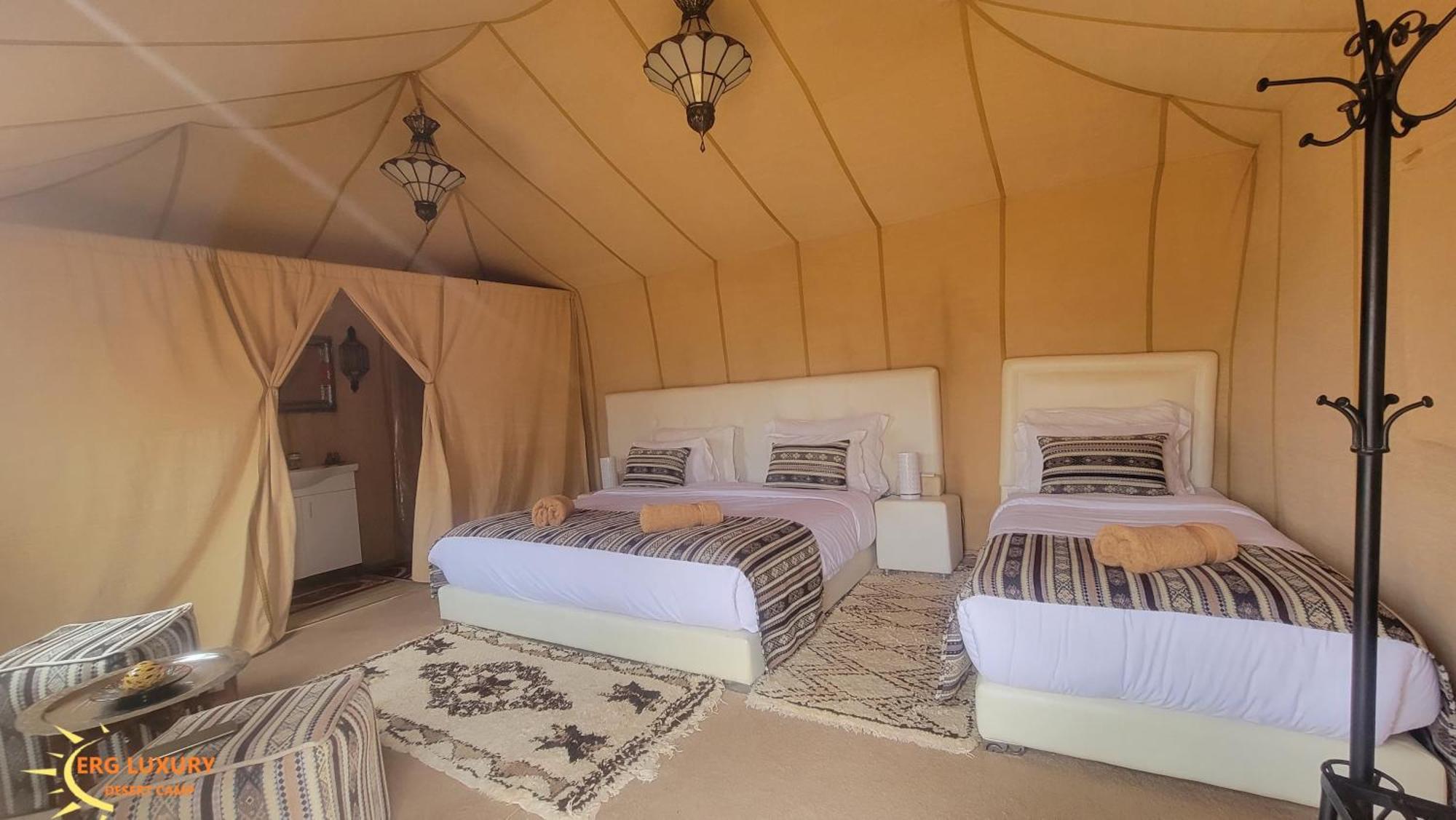 Saharian Luxury Camp Hotel Merzouga Bagian luar foto